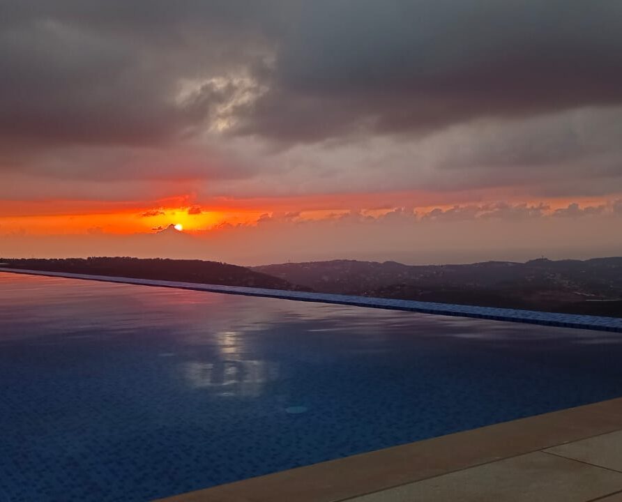 Sunset Suite-301